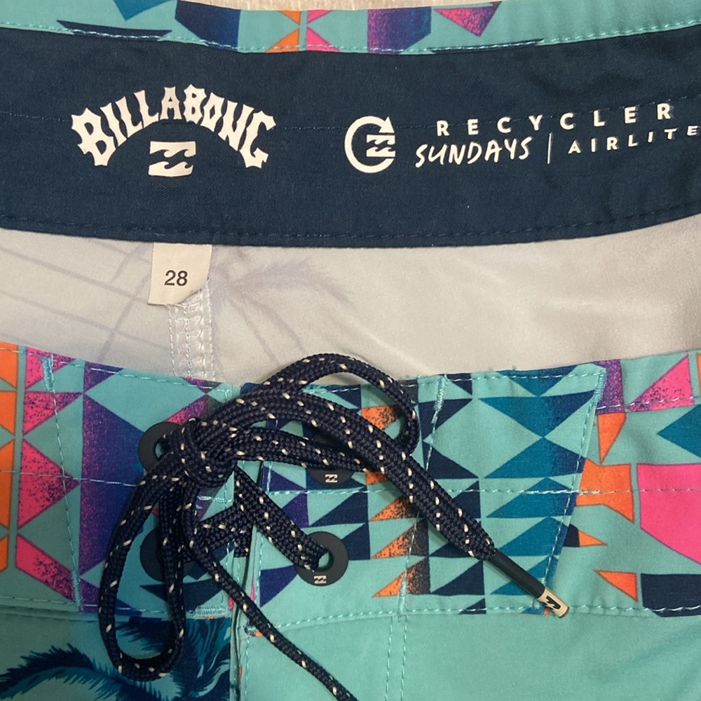 Billabong AquaBlue and Pink Board Shorts with Tropical Design SZ 28 - Picture 8 of 8